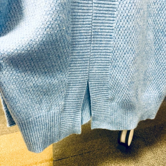 Pure Amici Women’s 100% Cashmere V-Neck Bottom Open Cut Light Blue Sweater S - Picture 6 of 8